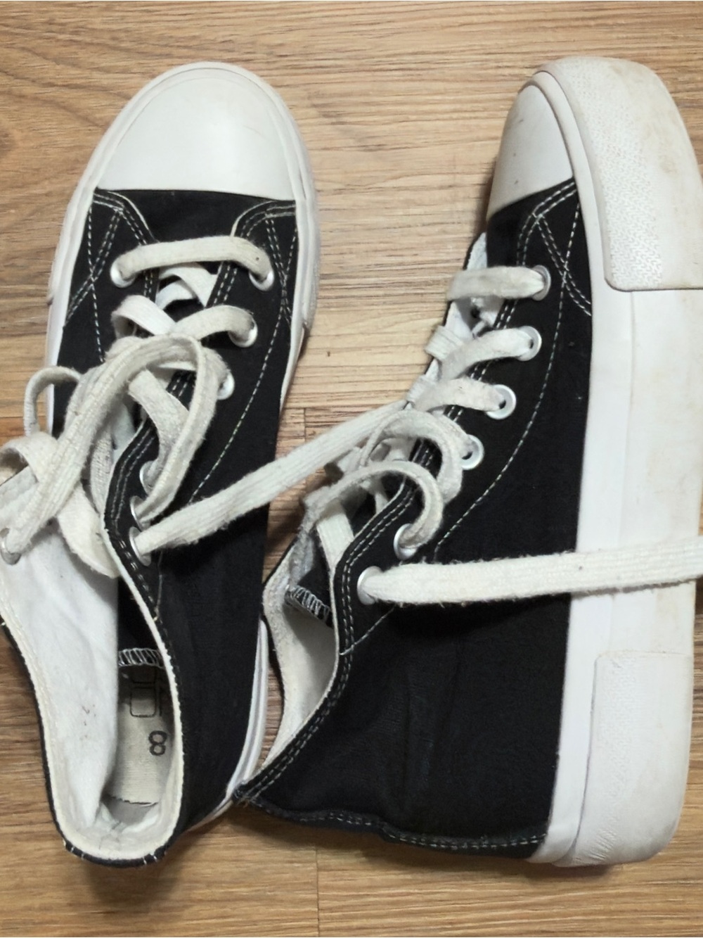 SHEIN Black and White High-Top Canvas Sneakers